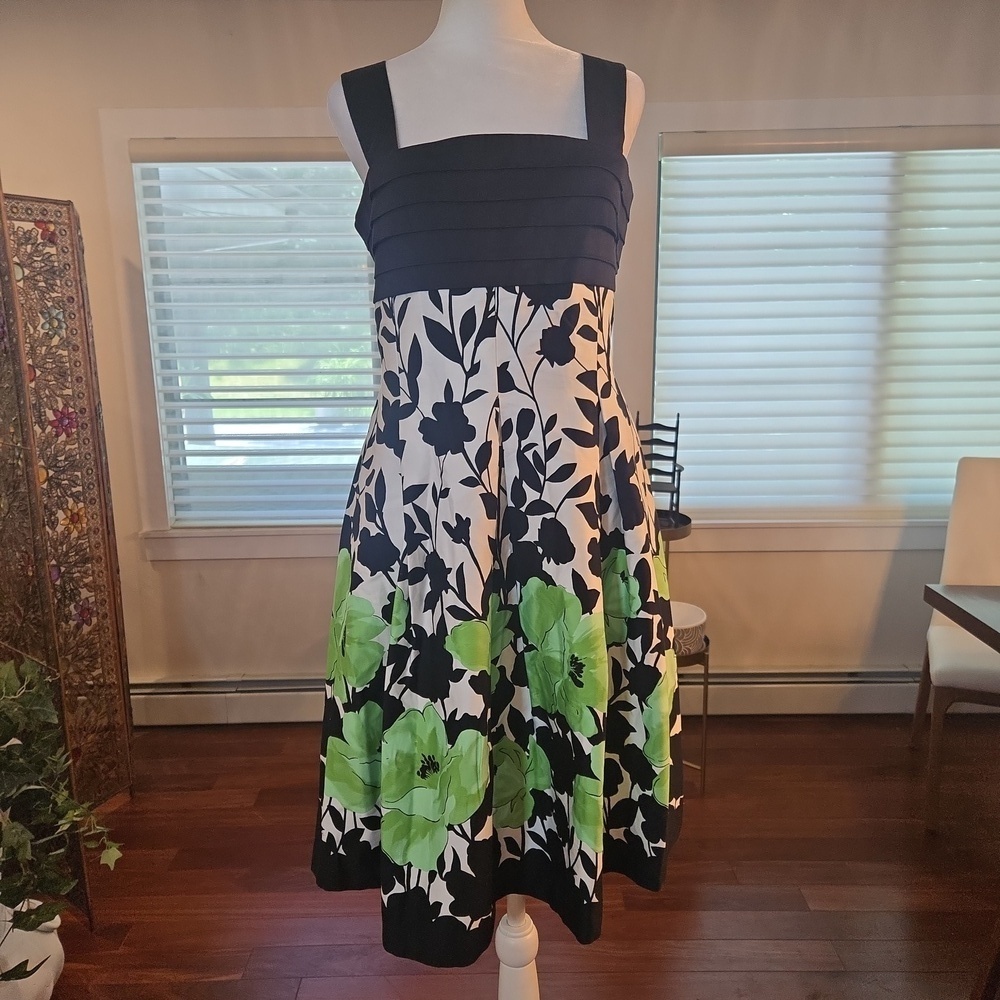 NWT Jessica Howard Cotton Sleeveless Floral Pleated Dress Womens Size 12 Green